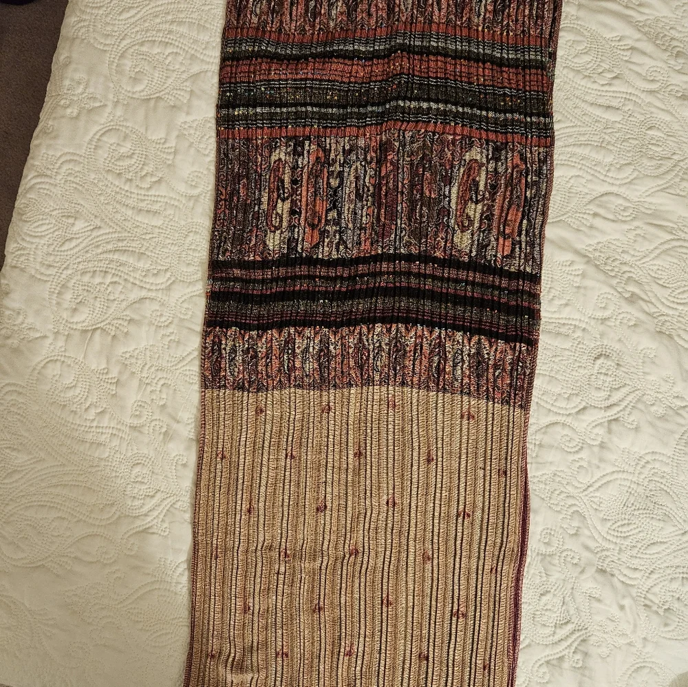 Scarf - Picture 5 of 5